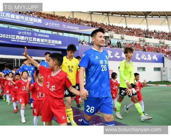 武汉足球队的节奏变革引发热议助力城市足球新发展